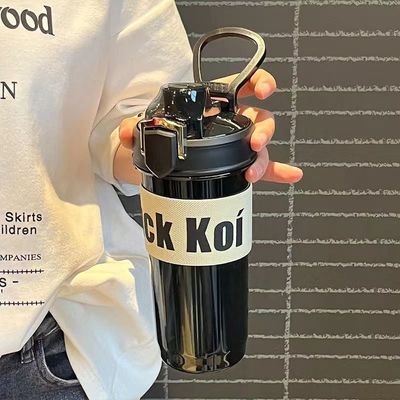 600 ml herbruikbare plastic strobeker met aangepast logo Eco-vriendelijke waterfles zoals in de foto