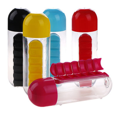 Kookwater Multifunctioneel 600 ml 2 in 1 dagelijkse plastic waterfles met zevendaagse pillenhoes