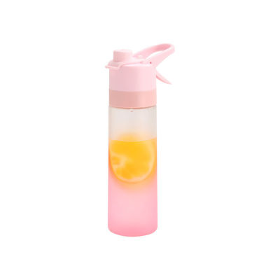 Dubbele wand PC plastic sport buiten spuitwaterfles voor het bewaren van koud drinkwater
