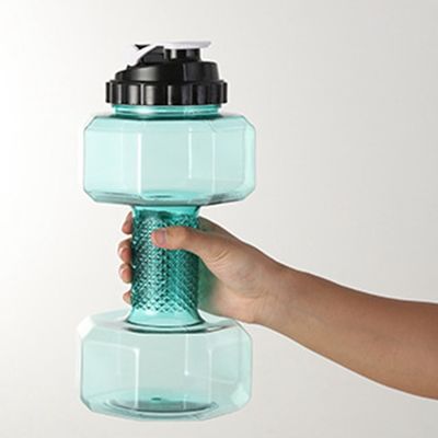 2.2L Fitness Dumbbell Cup Creatieve sport fles Persoonlijkheid en van toepassing op volwassenen