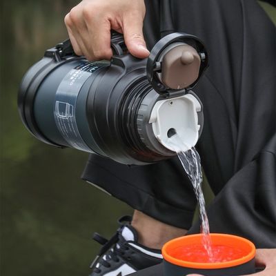 Op maat gemaakte 2600 ml/3200 ml grote capaciteit roestvrijstalen thermosfles voor buitensport en reizen