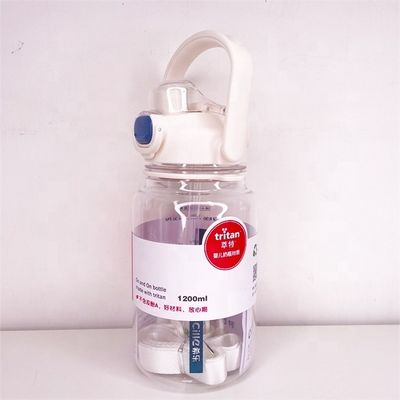 297g Sport plastic herbruikbaar motivatie half gallon vergrendelde pot Tritan waterfles
