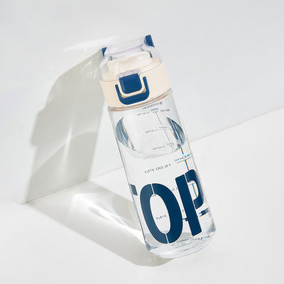 Fitnessliefhebbers aangepaste plastic waterfles met 2 deksels en dop