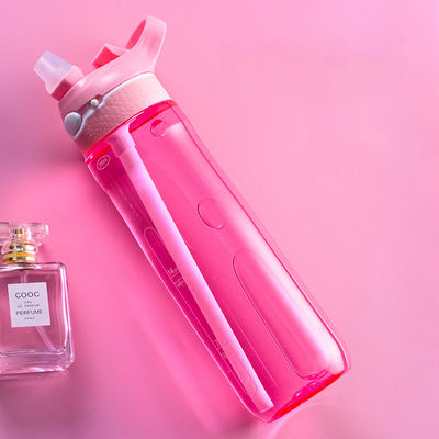 750 ml Fitness Protein Gym Shaker Fles met stro Tritan Voedsel Silicone Waterfles