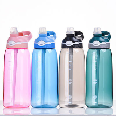 Blijf gehydrateerd met deze 1 liter BPA-vrije waterfles Tritan Plastic en stro inbegrepen