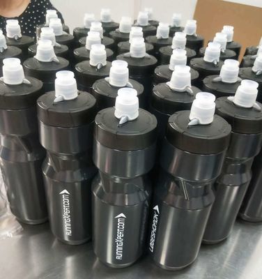 Unisex 550 ml 750 ml herbruikbare BPA-vrije waterfles voor fietsen wandelen fietsen