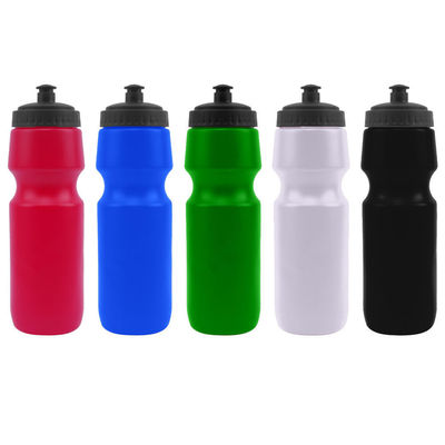 Uitgerust PE Plastic 700ml Plastic Sportwaterfles met stofdek voor fietsen