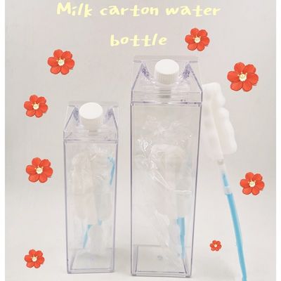 Gepersonaliseerd logo Acceptabel 500 ml 1000 ml Doorzichtige Acrylmelk Karton Waterfles