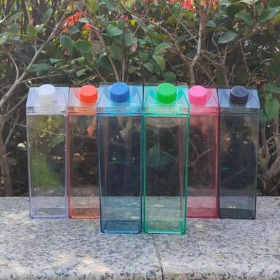 Unisex 500 ml heldere plastic waterfles van toepassing op kokend water schattig vierkant ontwerp