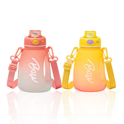 950 ml capaciteit meisjes waterflessen Perfect voor reizen en het promoten van sportclubs