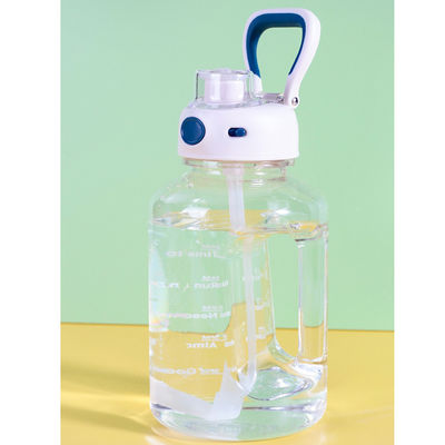1.5L Amerikaanse stijl aangepaste plastic waterfles voor gym en sport auto vullen