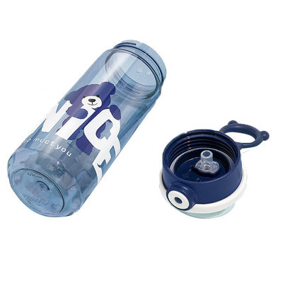 Draagbare, milieuvriendelijke, BPA-vrije, heldere, drinkbare plastic beerwaterfles met stro voor kinderen