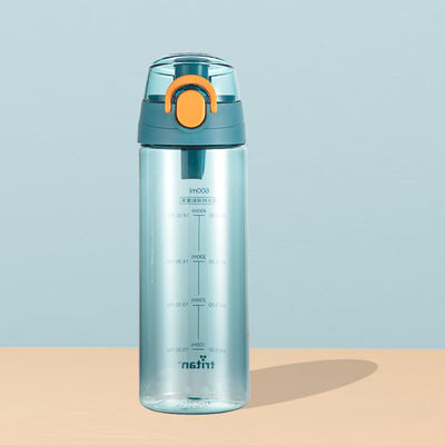 Uitgerust met een anti-corrosiecoating Tritan waterfles voor fitness en buitenactiviteiten