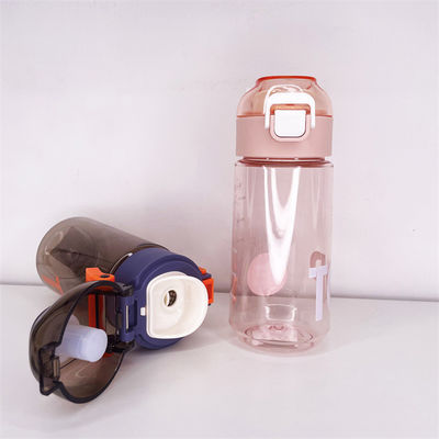 Op maat gedrukte Tritan plastic waterflessen multifunctioneel voor buitencamping