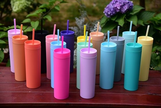 Meerdere ontwerpstijlen 16 oz voedselkwaliteit plastic waterflessen voor tumbler