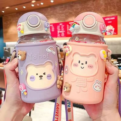 620 ml Draagbare 3D-sticker Plastic waterfles schattig berenontwerp voor kinderen en studenten