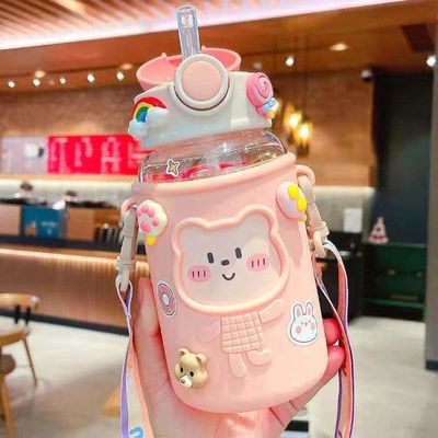 620 ml Draagbare 3D-sticker Plastic waterfles schattig berenontwerp voor kinderen en studenten