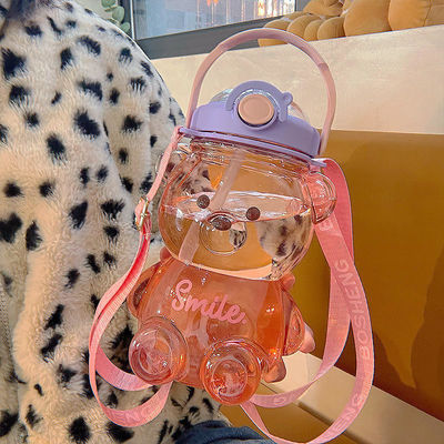 Gym Summer Kids Draagbare schattig beervormige waterfles met stro 1000ml Grote capaciteit