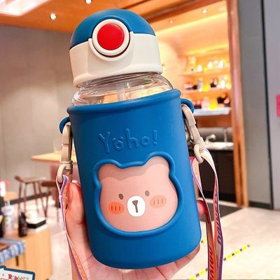 Draagbare 620 ml 3D-sticker plastic waterfles schattig beerfles voor kinderen en studenten