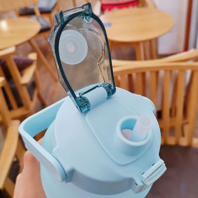 2000 ml kleuren ruimtebeker met tijdschaal waterfles voor volwassenen