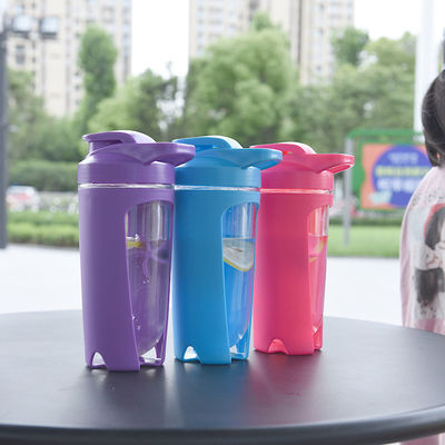 Draagbare Shake Cup met Custom Logo Gezondheid Fitness Fruit Kleur Plastic Salad Shaker