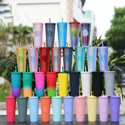 Herbruikbare diamantdrinkbekers 24 oz Multi Color Black Studded Tumbler met deksel en stro