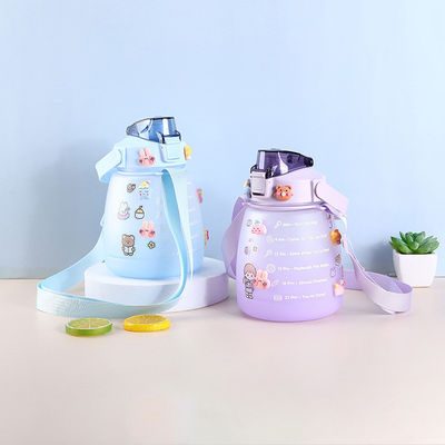 Klantgerichte service 45 oz waterfles voor kinderen met sticker en grote capaciteit