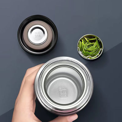 Contemporary Design Style Geïsoleerde roestvrijstalen waterfilterfles voor drankjes