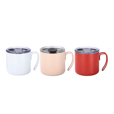 Klassieke koffiemokken van staal, warmtegeïsoleerd en vacuümverzegeld voor wegreizen
