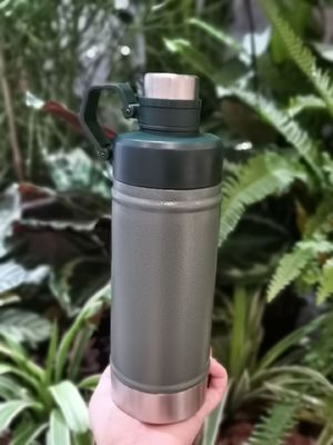 Gele geïsoleerde roestvrij staal sport waterfles Bpa gratis vacuüm fles 18oz 25oz waterflasjes
