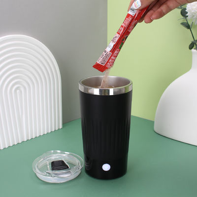 Roestvrij staal mengbek met een deksel Minimalist Design Style Electric Self Stirring Tumbler