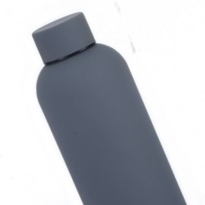 OEM Acceptabele vacuümfles van roestvrij staal 500 ml 750 ml dubbele wand rubberen verfffles