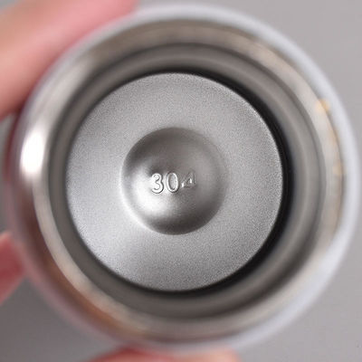 Gepersonaliseerd logo 1000 ml dubbelwand roestvrijstalen thermosbeker voor warme en koude dranken