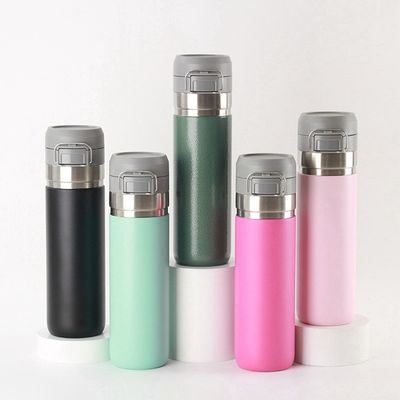 Roestvrij staal waterfles 700 ml dubbele wand vacuümfles voor alle toepasselijke mensen