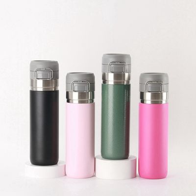 Roestvrij staal waterfles 700 ml dubbele wand vacuümfles voor alle toepasselijke mensen