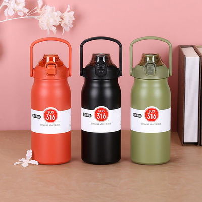 Contemporary Design Style Vacuümfles Met Straw Handle Deksel Voor Fitnessliefhebbers
