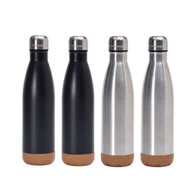 Alle toepasselijke mensen kunnen genieten van onze 17oz vacuüm geïsoleerde waterfles met aangepaste logo
